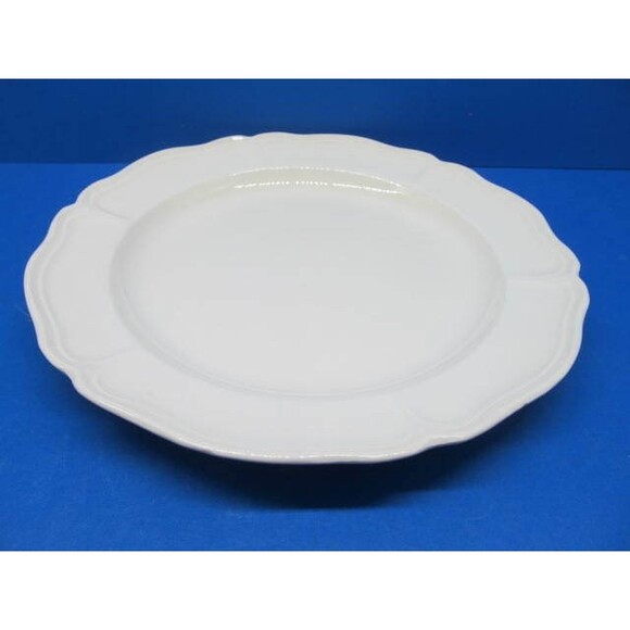 Wedgwood Of Etruria And Barlaston Queens Shape 8 1/4" Salad Plate - Picture 7 of 8